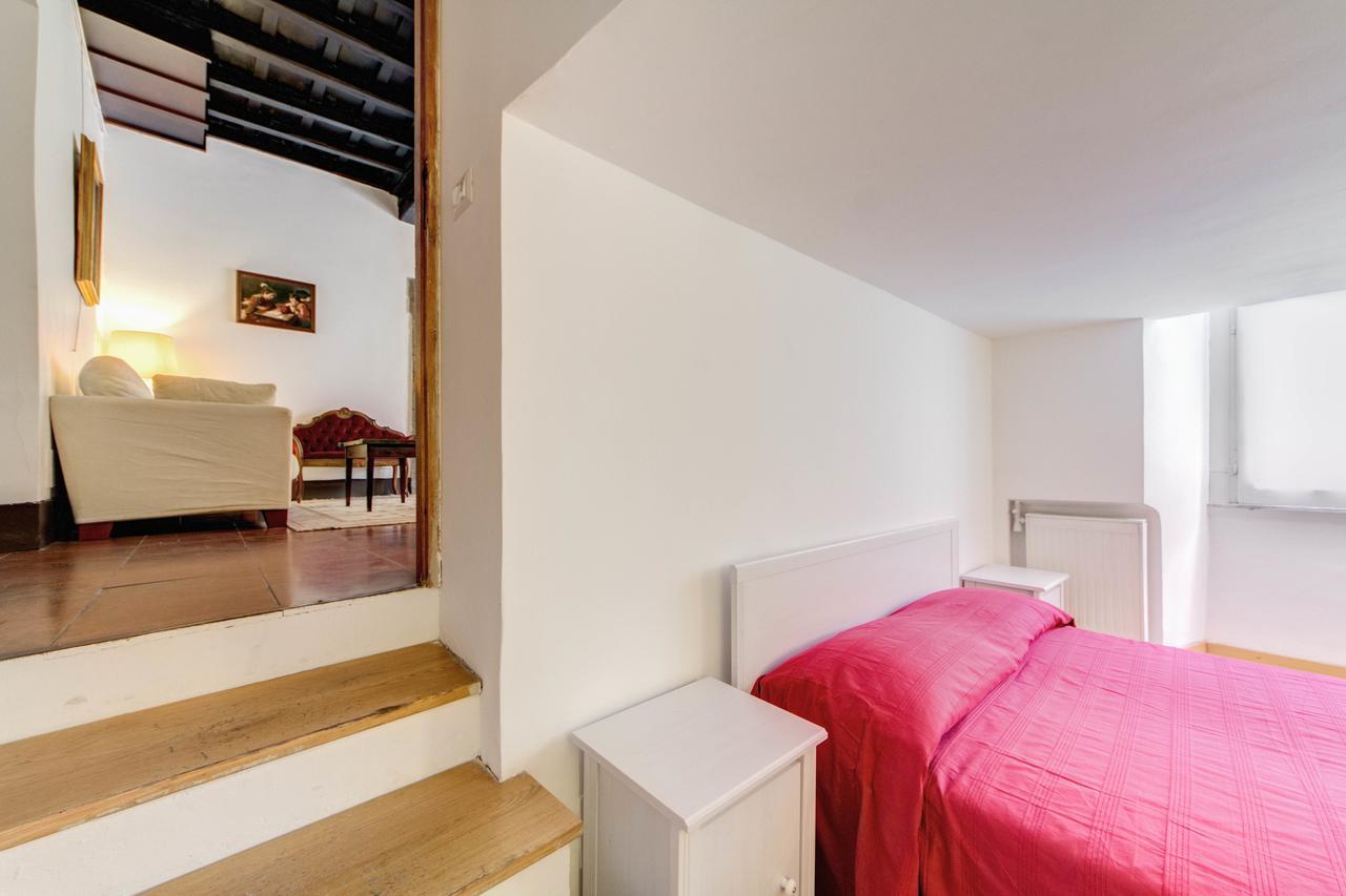 (120 m²), pokoje: 2, vlastní koupelny: 1, destinace: Navona Řím Exteriér fotografie